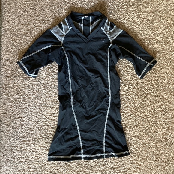 Intelliskin Compression  Original Foundation V-Tee, size Small - Picture 2 of 3